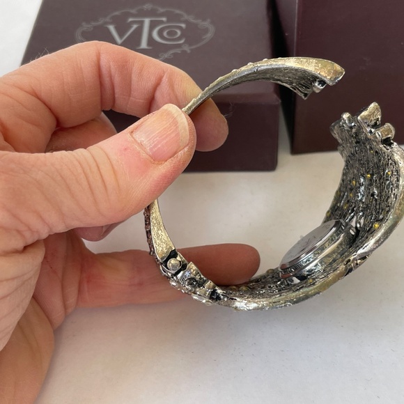 Victorian Trading Company Rhinestone Cuff Watch New in Box Diamond Timepiece - Picture 4 of 11